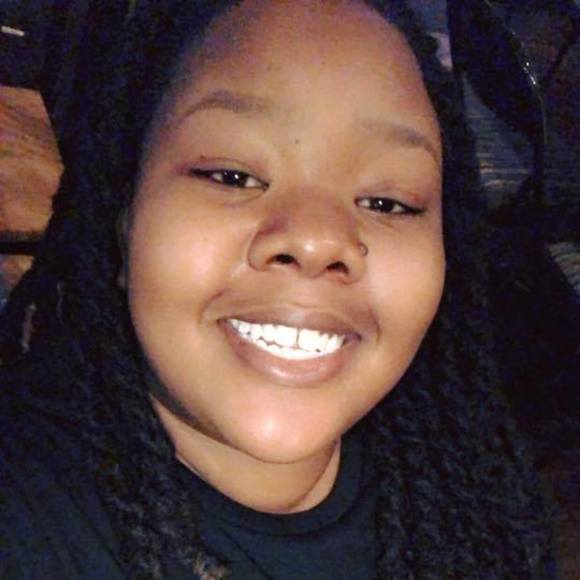 Meet your Posher, Ieshia - Picture 1 of 1